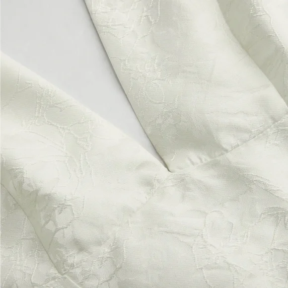 Cider Ivory Jacquard Halter V-Neck Midi Dress - Picture 5 of 15